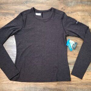 Long sleeve Columbia omni wick woman's top size large